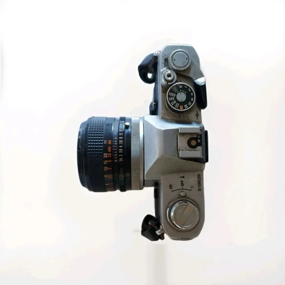 Canon FTb QL 35mm Film Camera w/ Canon FD 1:1.4 50mm Lens